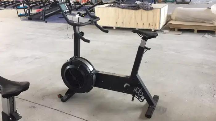 Vélo de Résistance à Air OEM ERG, Appareil Cardio Commercial pour Salle de Sport et Centre de Fitnes