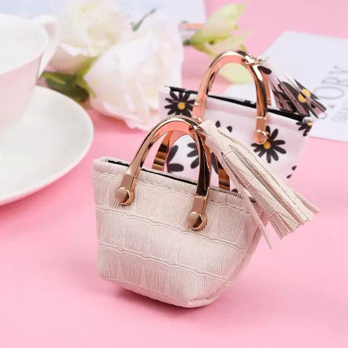 Barbie Butter Toy Fashion Dolls Bag, Purse, Handbag, Backpack, fur s and Grill Accessrespiration, Clothes for Girls, 03/Casual Wear