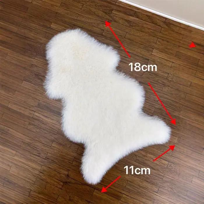 Tapis en peluche Imitation peau de mouton pour maison de poupée, modèle de chambre à coucher, salon, décoration, accessoires pour maison de poupée, 1/12