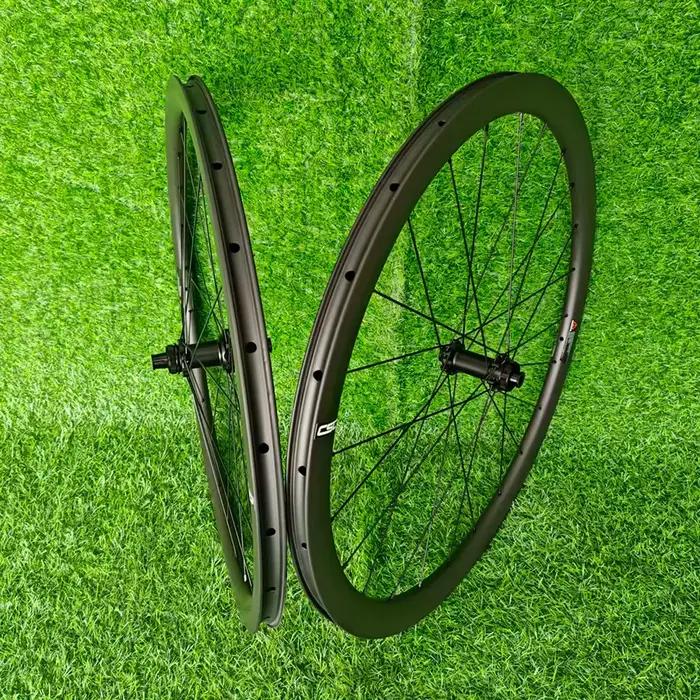 Roues en carbone CSC 700C Gravel Tubeless avec système de roulement à cliquet Aero WING 20 rayons 60T