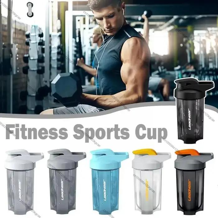 Tasse de mélange de poudre de protéine de secousse extérieure Portable + boule en spirale bouteille de boisson de
