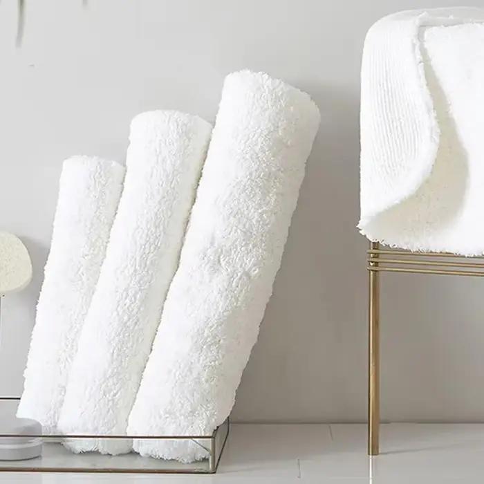 Tapis de bain en coton pour hôtel et maison, tapis de sol épais antidérapant en peluche longue, absorbant l'eau, blanc, pour salle de bain et entrée