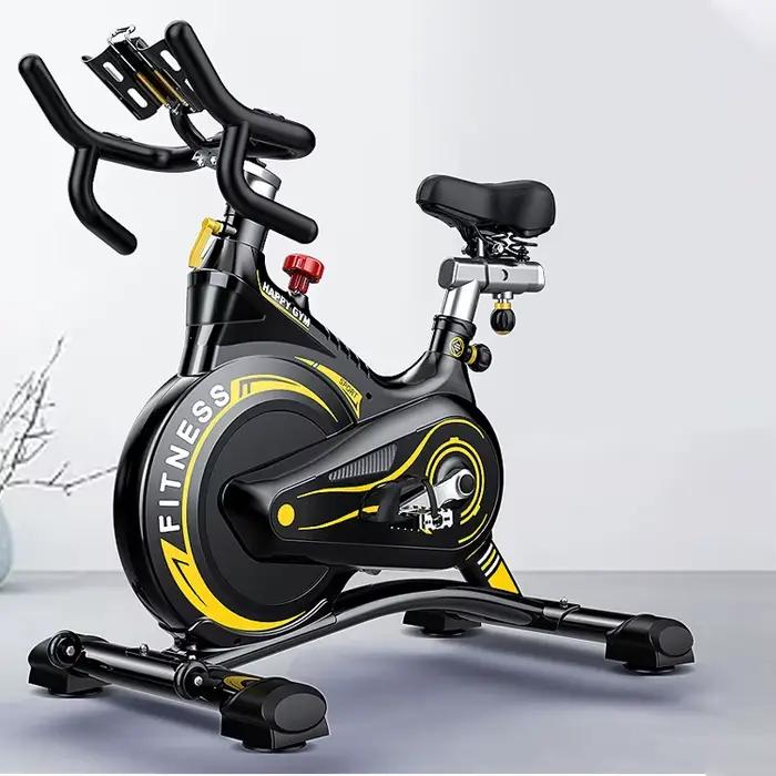 Vélo d'exercice en acier avec volant d'inertie intégré
