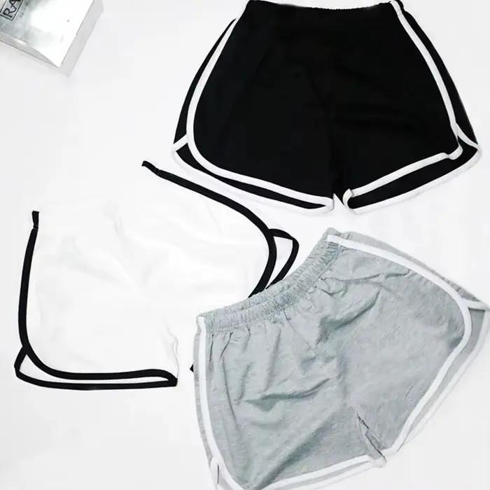 Short élastique pour femme