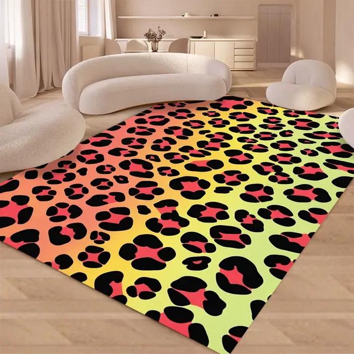 Tapis rose à imprimé léopard noir