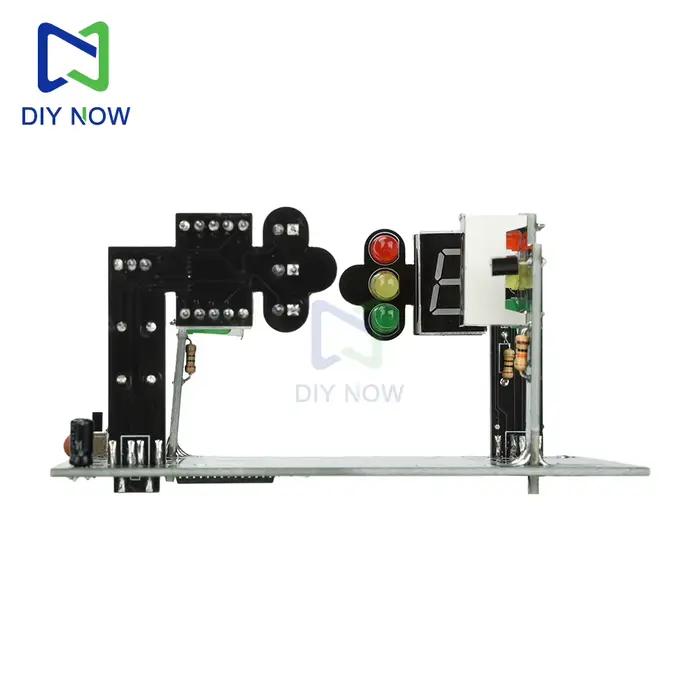 Kit de bricolage électronique de feu de circulation Intelligent, jouet scientifique, Signal de retard, pratique de la soudure, Kit de bricolage amusant, affichage numérique LED