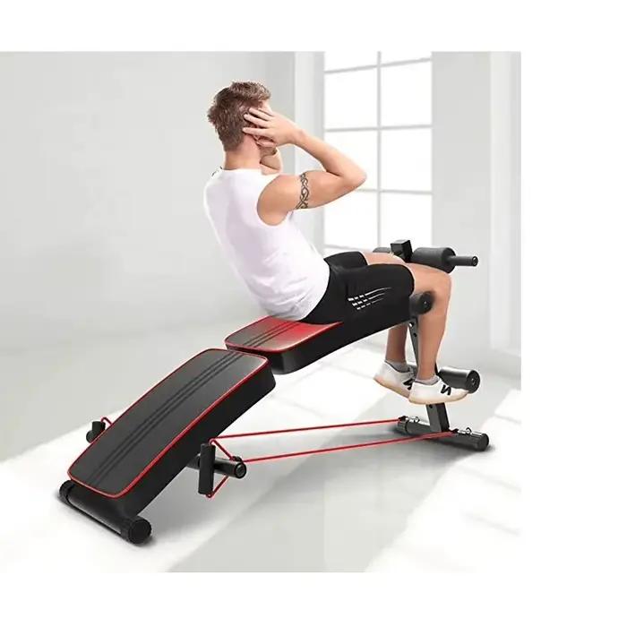 Banc pliant pour l'entraînement abdominal et les muscles équipé d'une corde de tension
