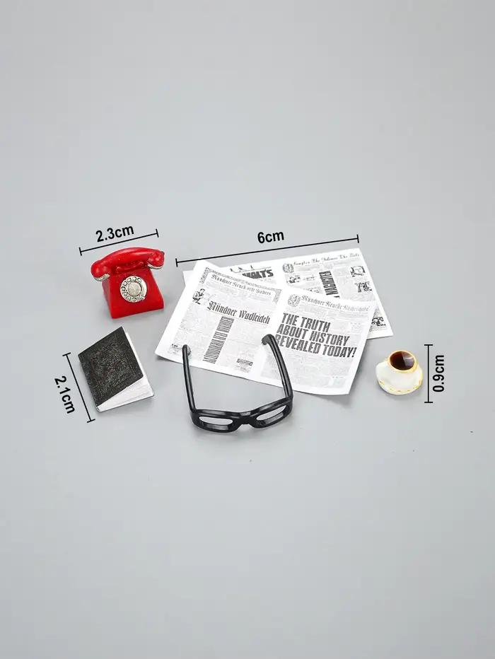 Ornement de bureau vintage miniature, téléphone miniature, lunettes miniatures, accessoires pour maison de poupée 1/6, 1/12, décoration de maison de poupée, accessoires pour maison miniature, accessoi