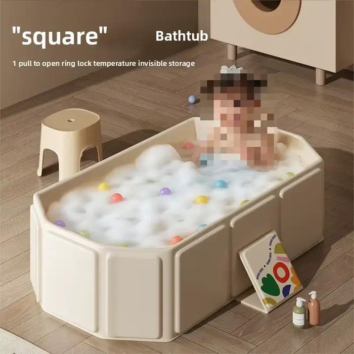 La grande baignoire pliante peut être assise et allongée dans une baignoire intégrée