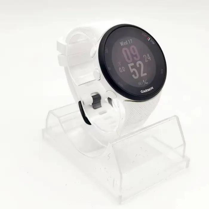 Montre GPS multifonctionnelle Garmin Forerunner 45S pour la course en plein air et l'entraînement