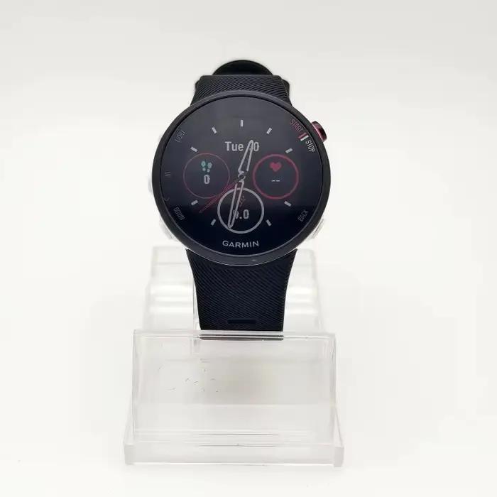Montre GPS multifonctionnelle Garmin Forerunner 45S pour la course en plein air et l'entraînement