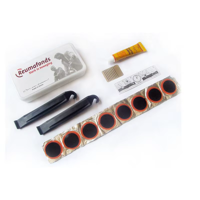 Kit de réparation de pneus de vélo avec patchs en caoutchouc, leviers de démontage, colle et étui po