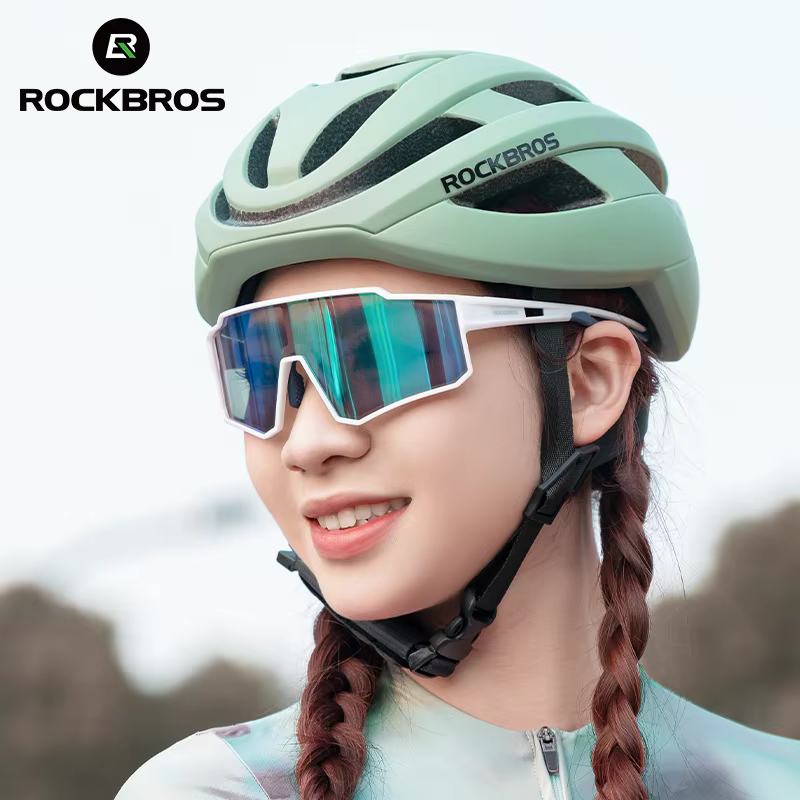 ROCKBROS-Casque de vélo pour homme et femme, VTT, sécurité routière, moulé intégralement, ultraléger